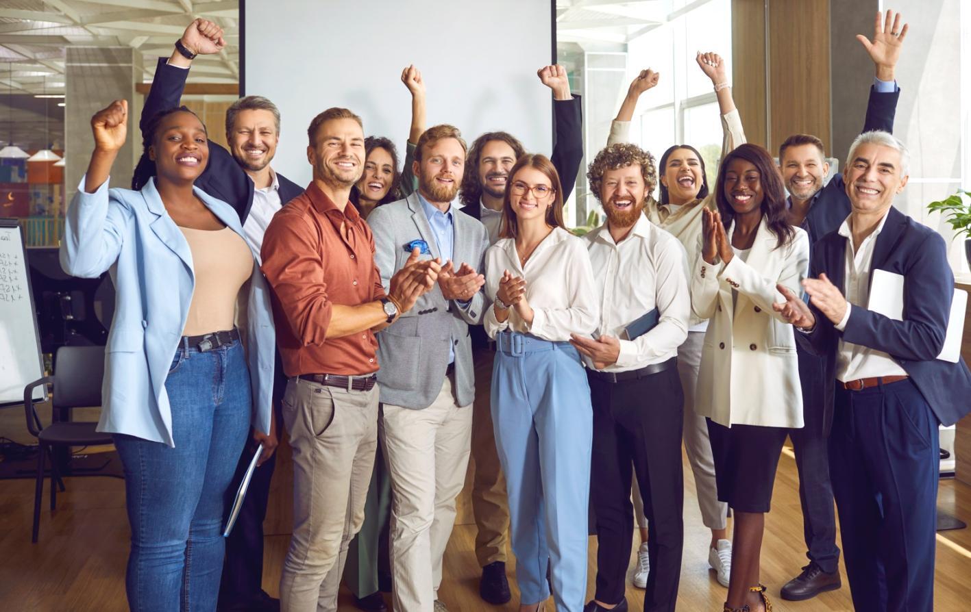 Equipo de nutritionbrand trabajando en estrategias de diversificación empresarial